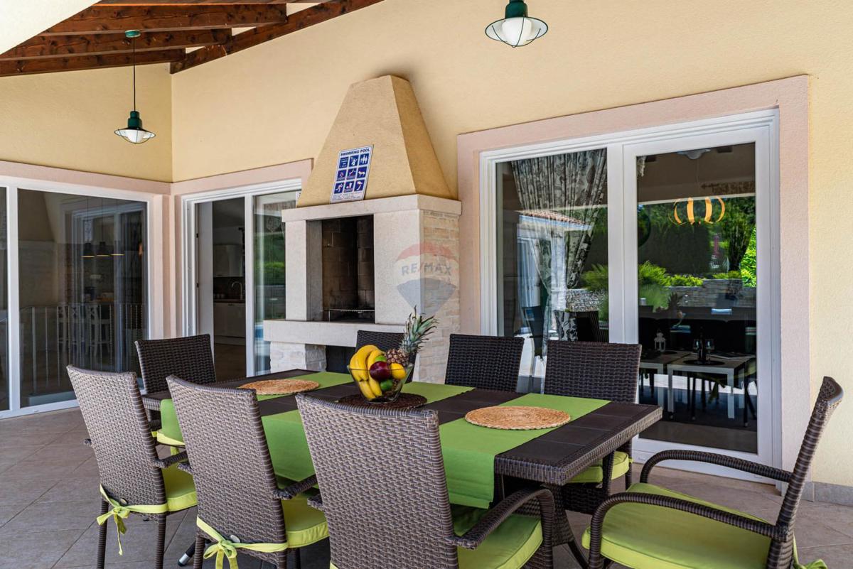 ISTRIA, LABIN - Excellent holiday home with swimming pool