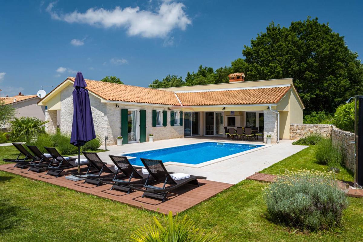 ISTRIA, LABIN - Excellent holiday home with swimming pool