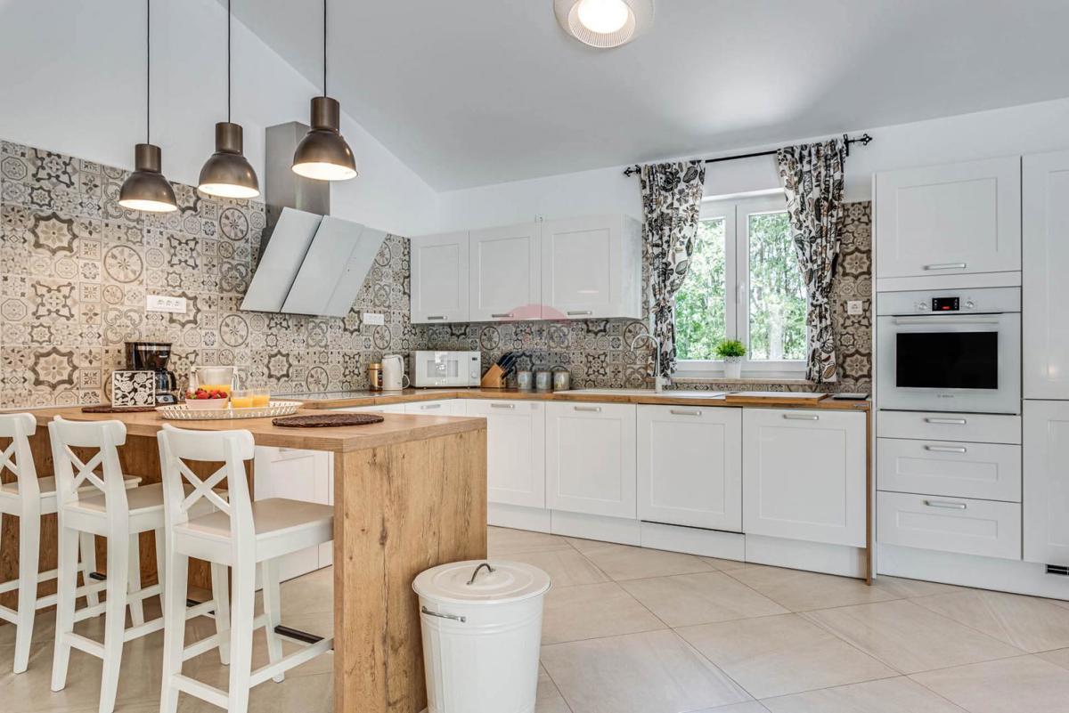 ISTRIA, LABIN - Excellent holiday home with swimming pool
