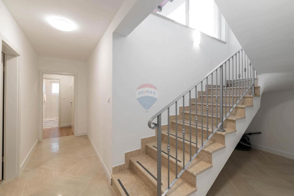 ISTRIA, LABIN - Excellent holiday home with swimming pool