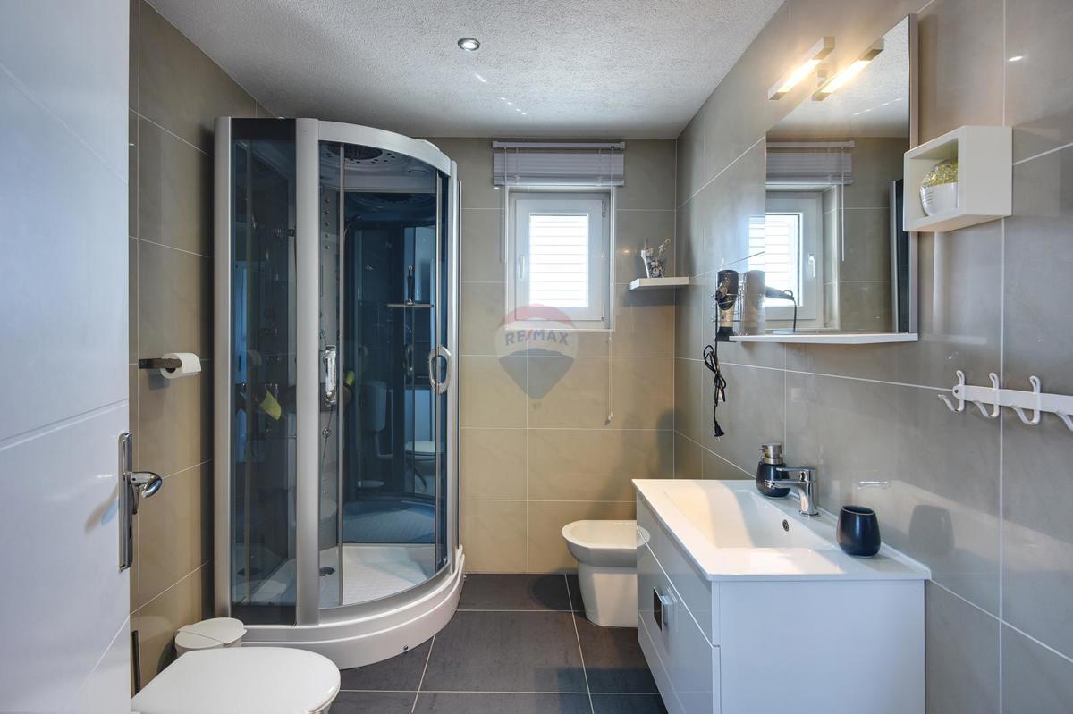 Stanovanje/Apartma Ližnjan, 76,16m2