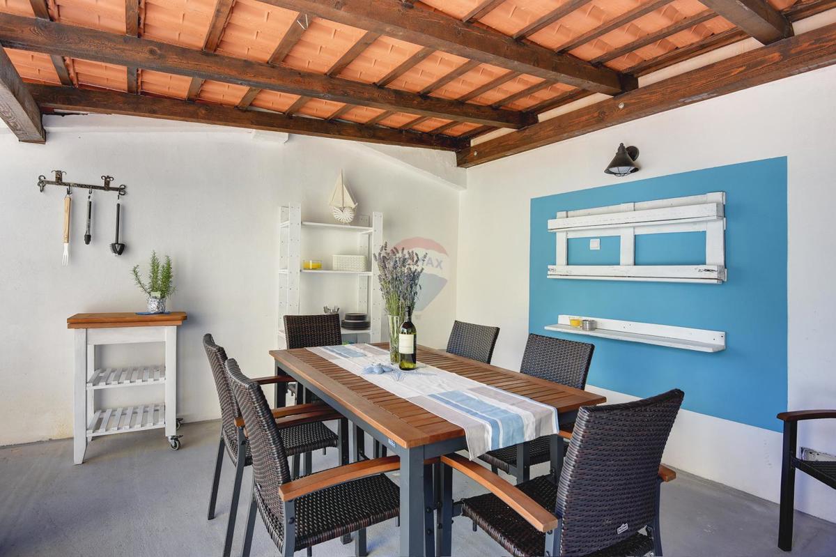Stanovanje/Apartma Ližnjan, 76,16m2