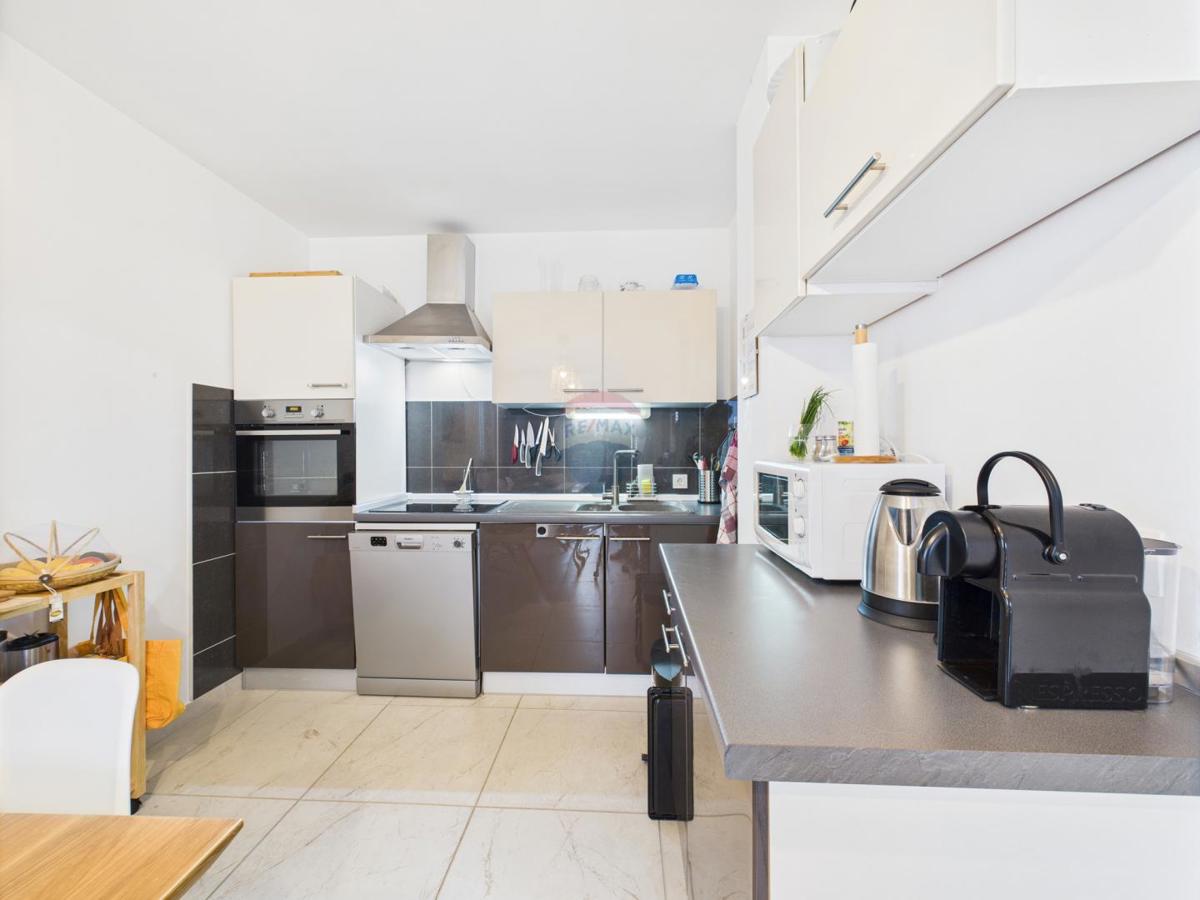 Stanovanje/Apartma Ližnjan, 76,16m2