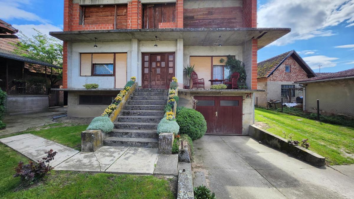Hiša Repušnica, Kutina, 443,80m2
