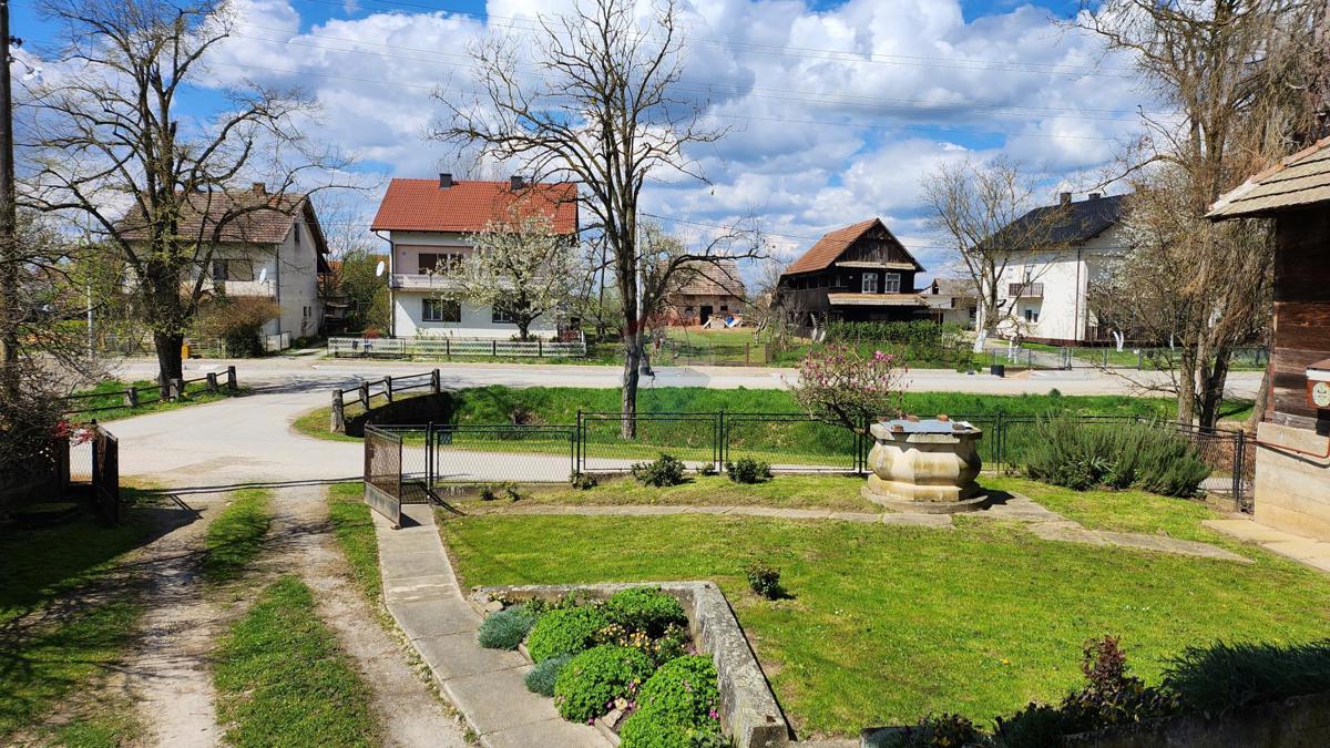 Hiša Repušnica, Kutina, 443,80m2
