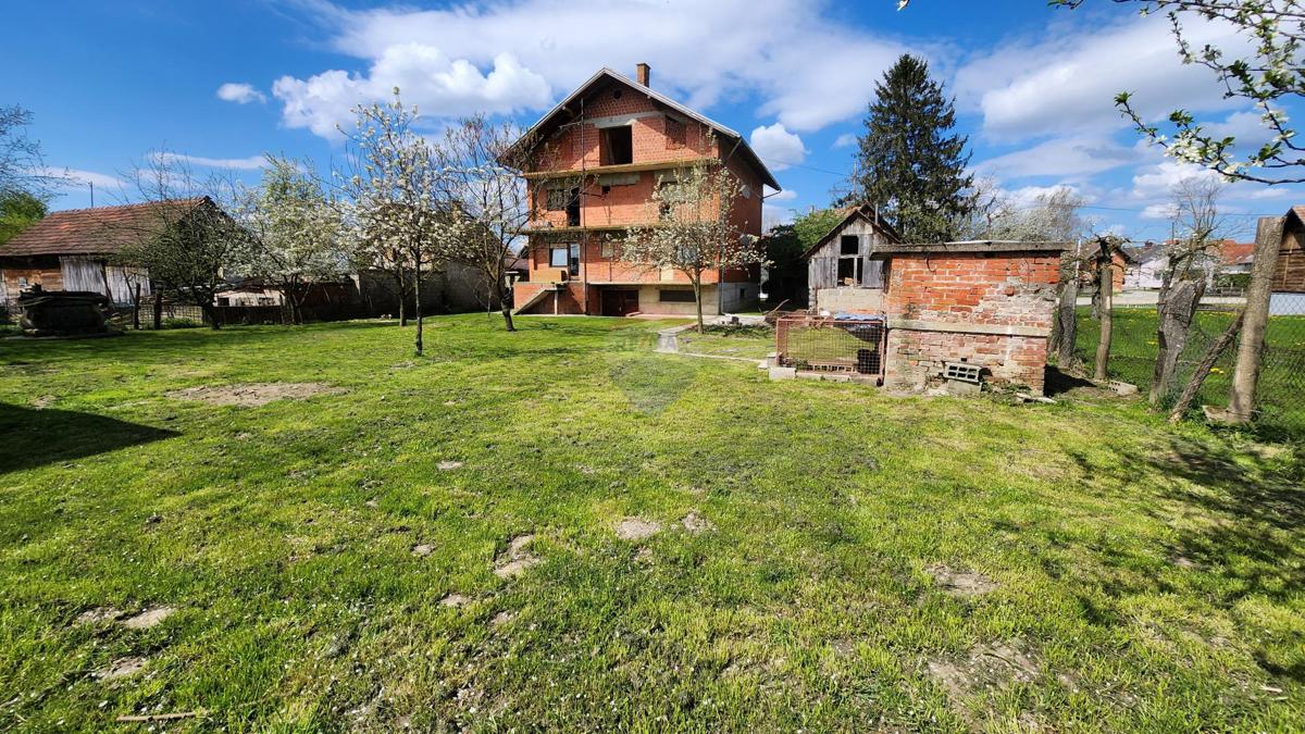Hiša Repušnica, Kutina, 443,80m2