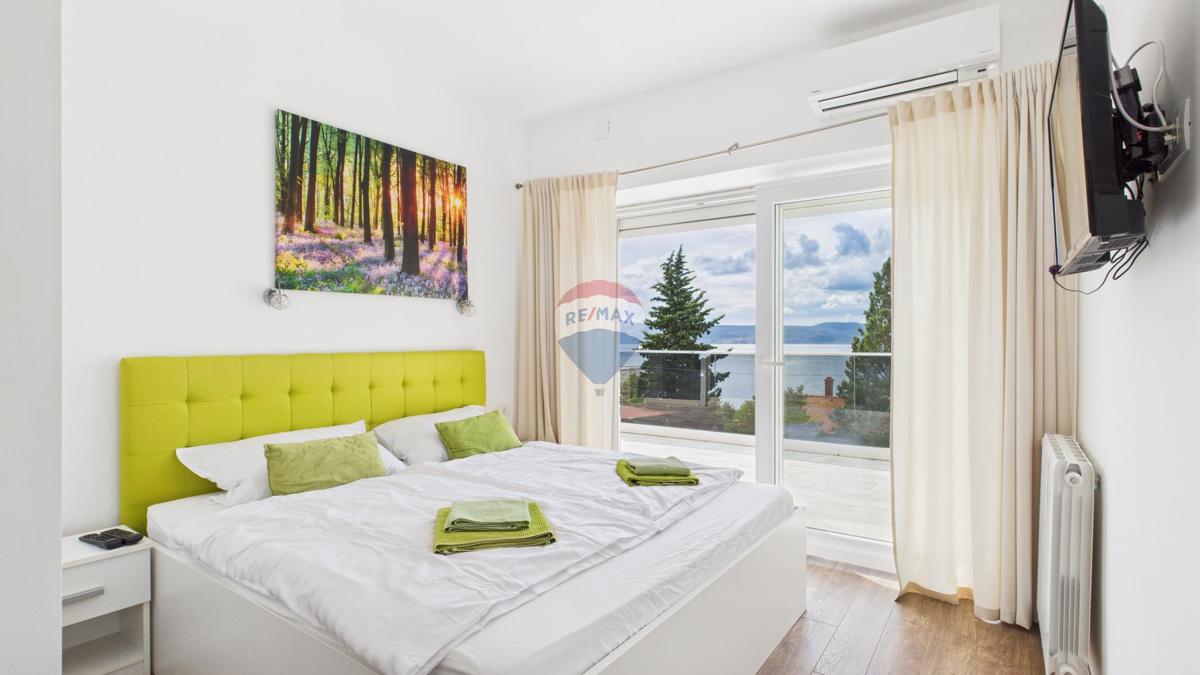 Hiša Novi Vinodolski, 210m2