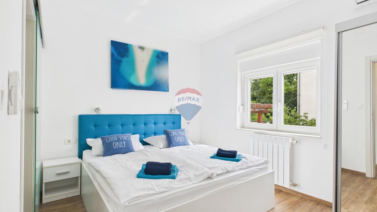 Hiša Novi Vinodolski, 210m2