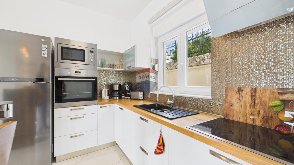 Hiša Novi Vinodolski, 210m2