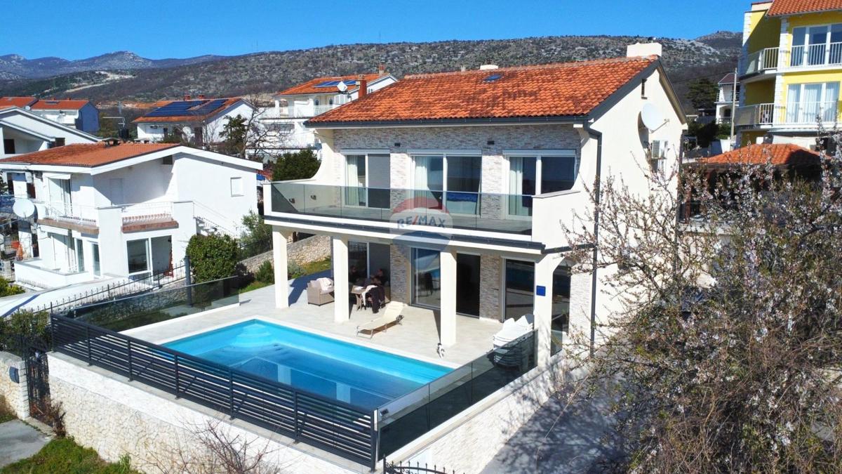 Hiša Novi Vinodolski, 210m2