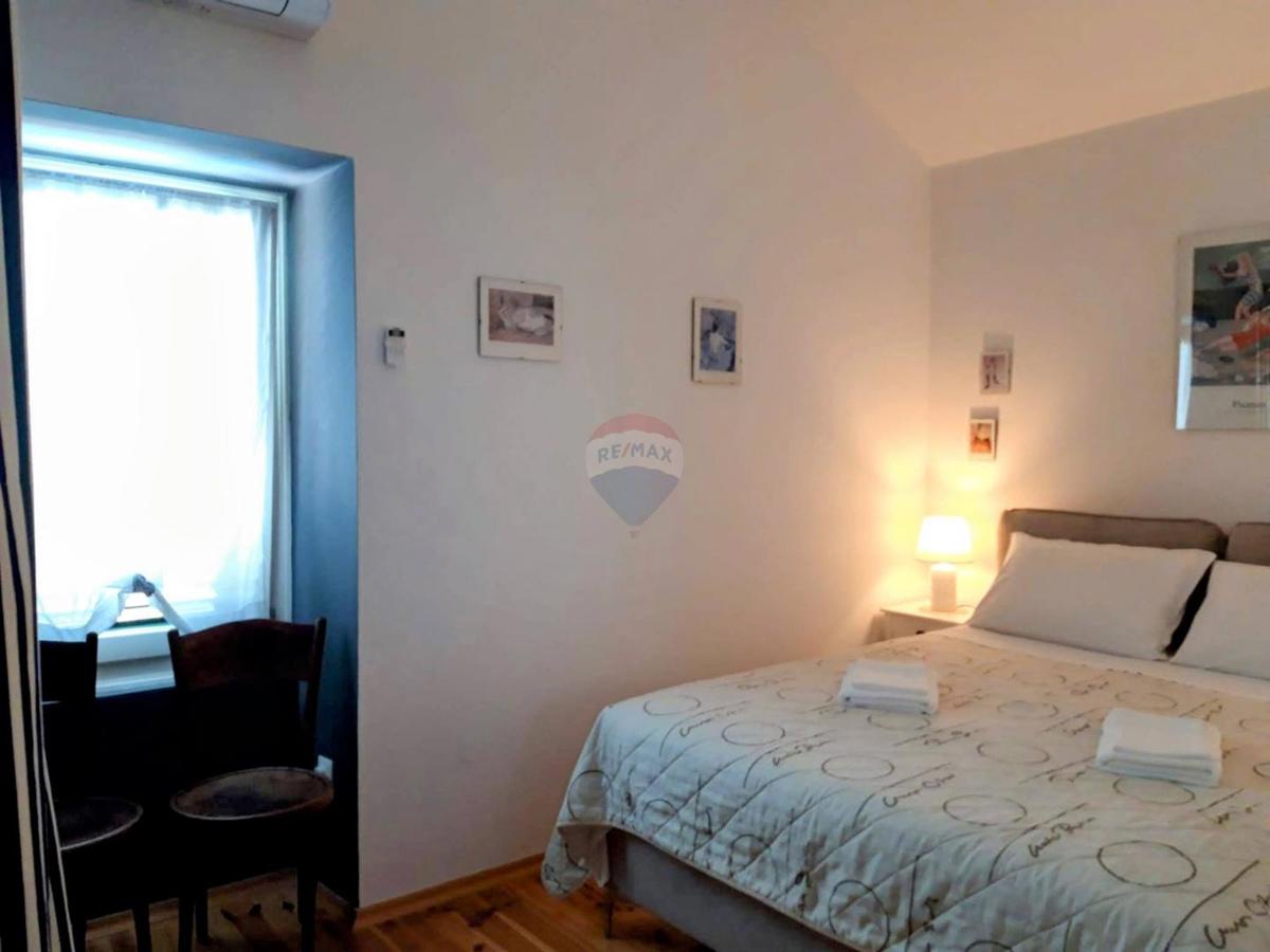 Hiša Malinska, Malinska-Dubašnica, 100m2