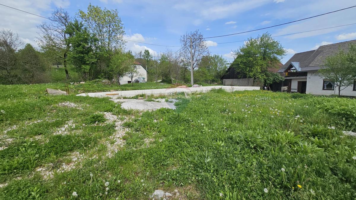 Stavbno zemljišče Severin na Kupi, Vrbovsko, 350m2
