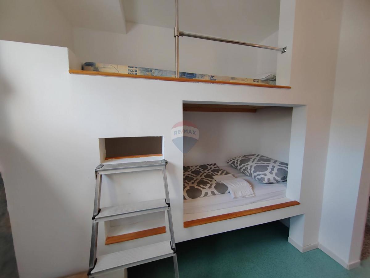 Krk, 500m2