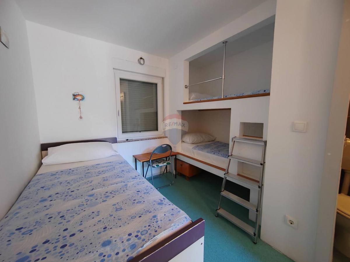 Krk, 500m2