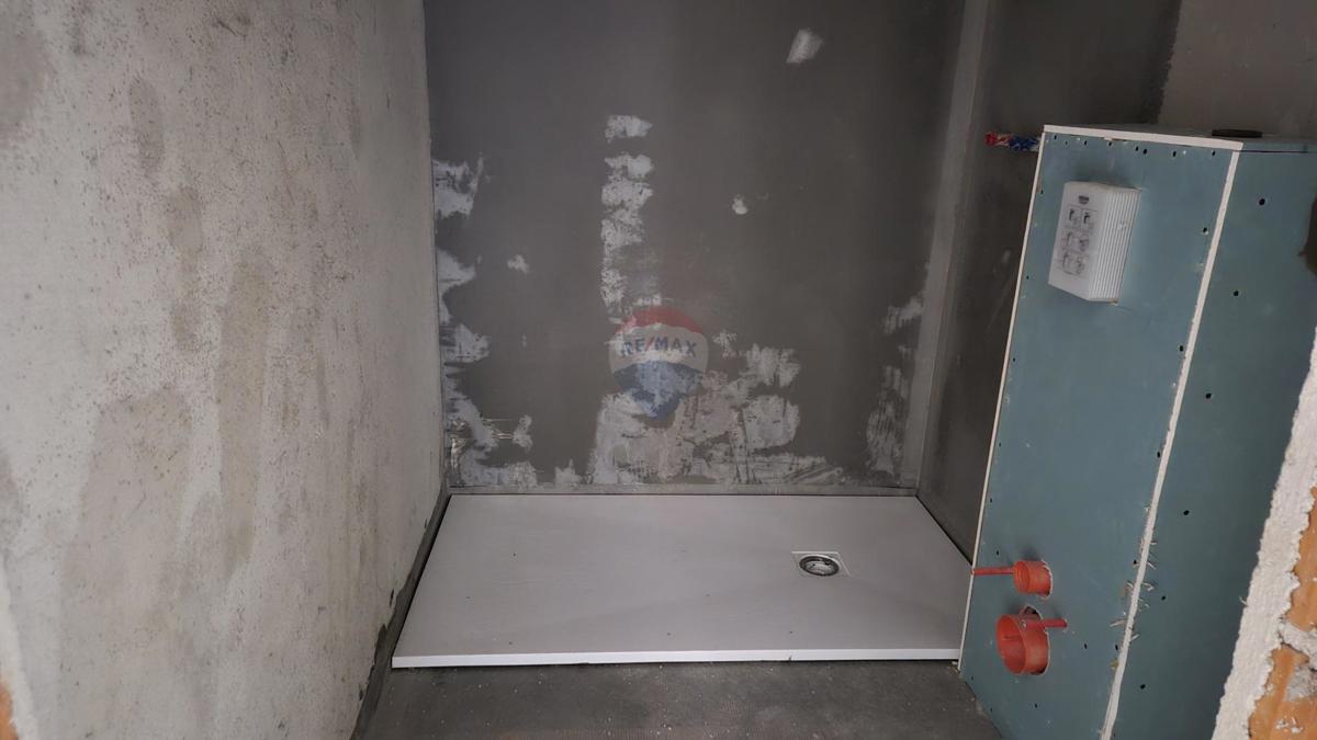 Hiša Žminj, 74m2