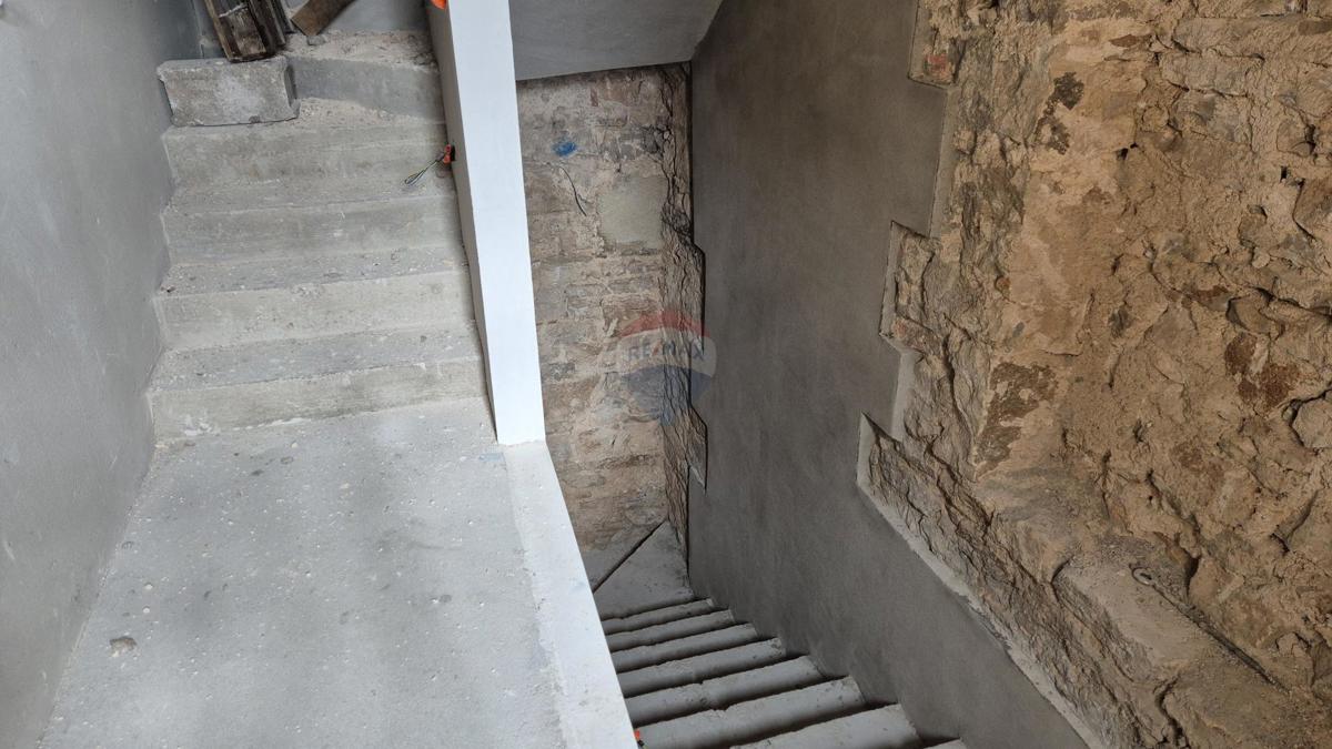 Hiša Žminj, 74m2