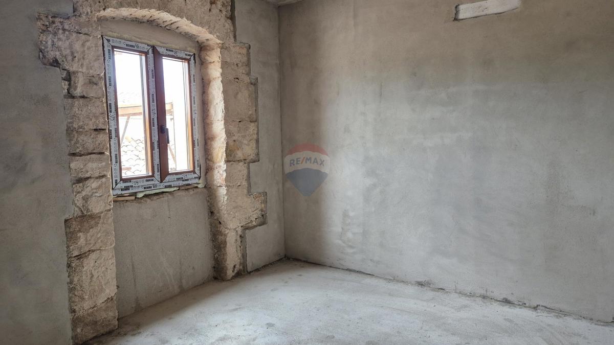 Hiša Žminj, 74m2