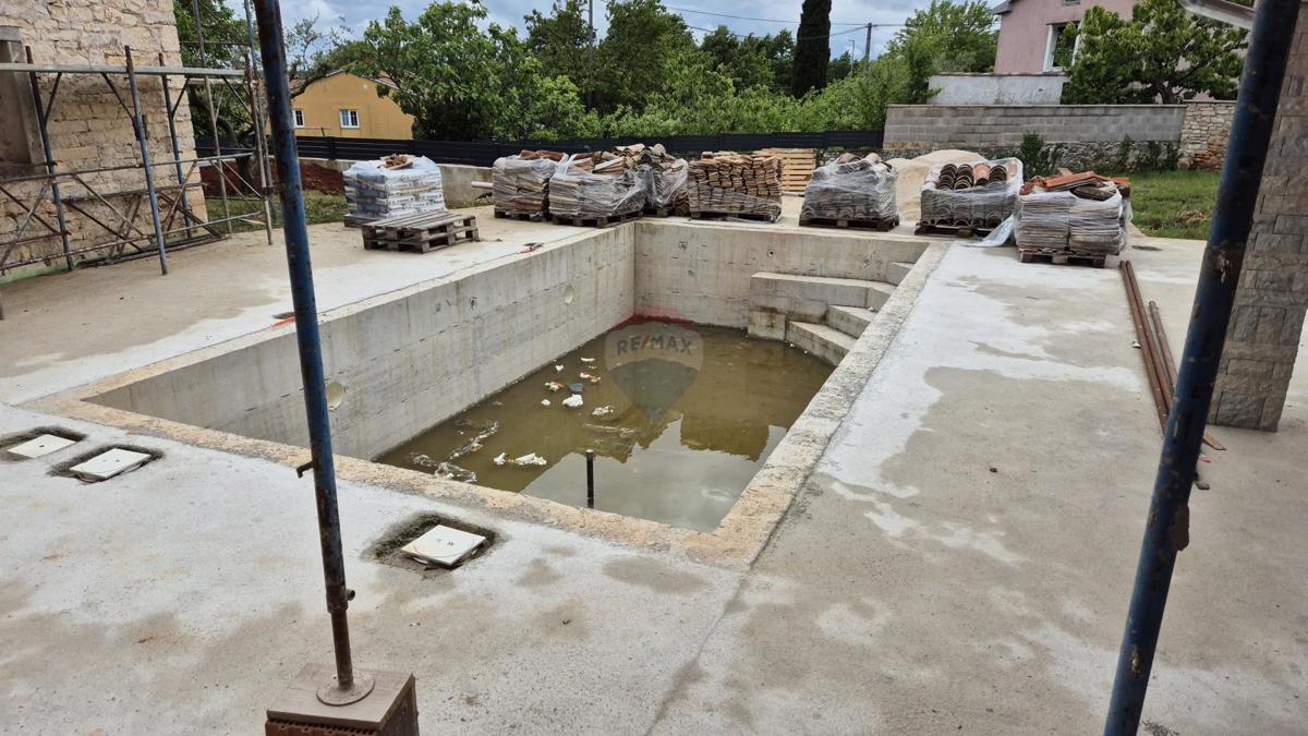 Hiša Žminj, 74m2