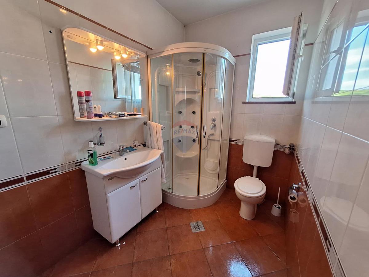 Hiša Kastav, 300m2