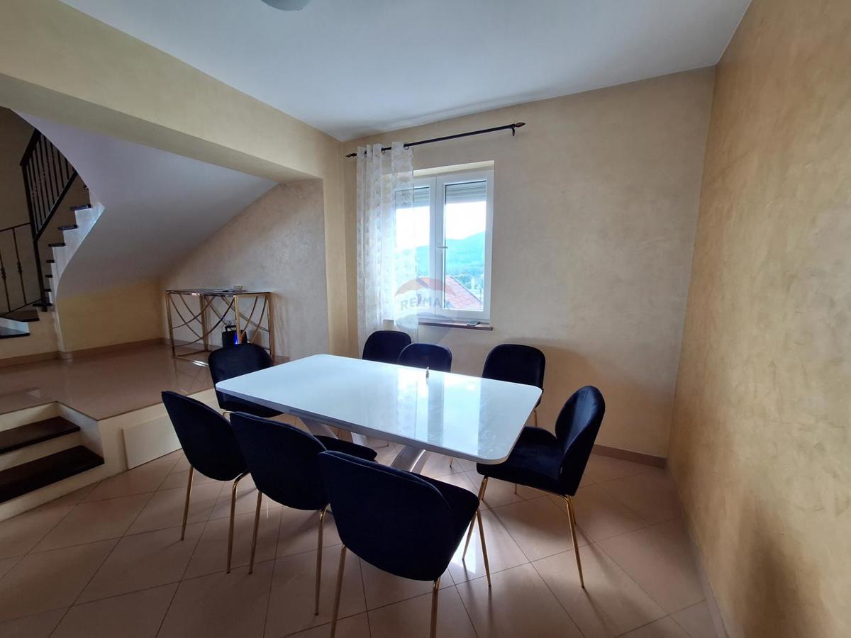 Hiša Kastav, 300m2