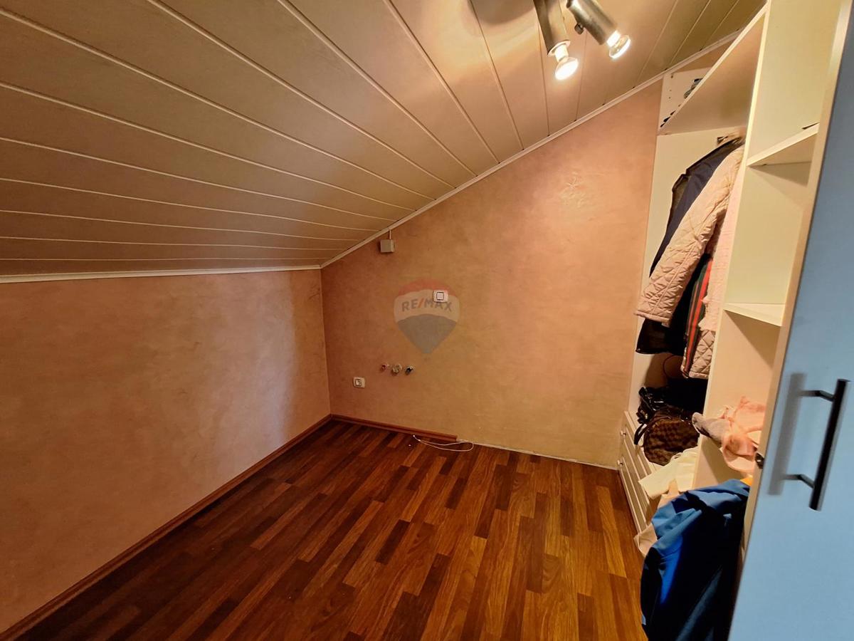 Hiša Kastav, 300m2