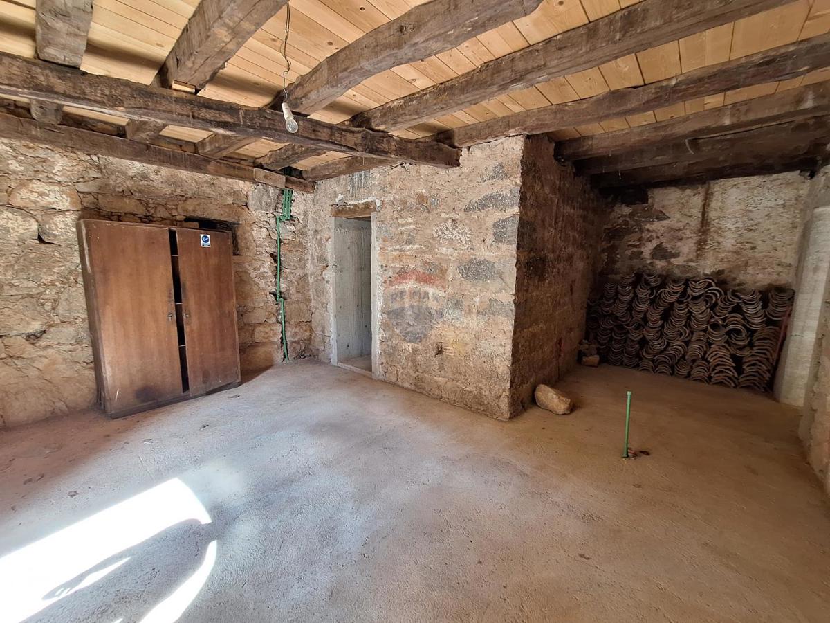 Hiša Kastav, 300m2