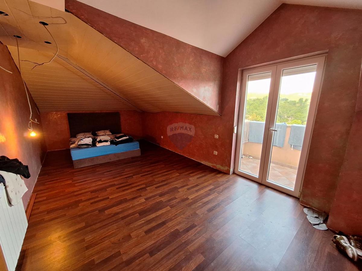 Hiša Kastav, 300m2