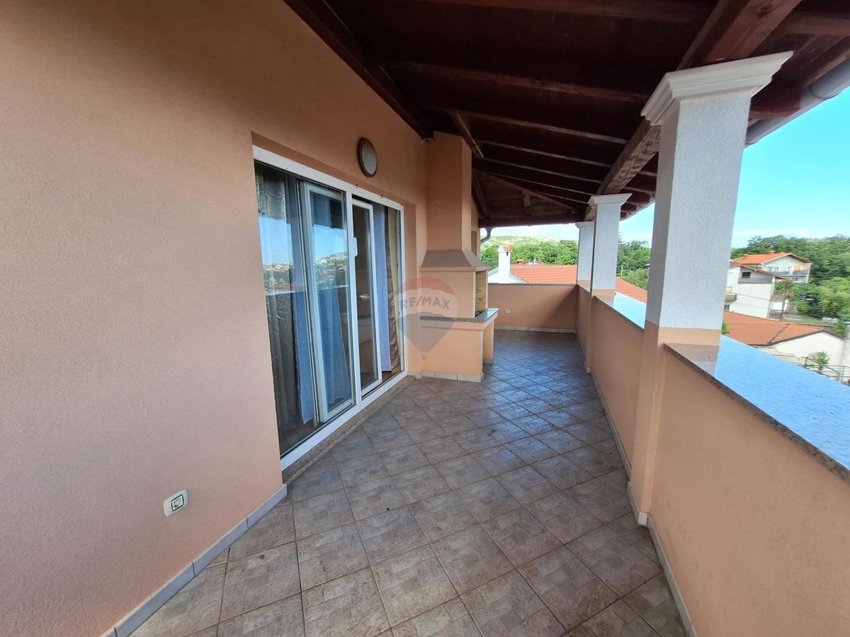 Hiša Kastav, 300m2