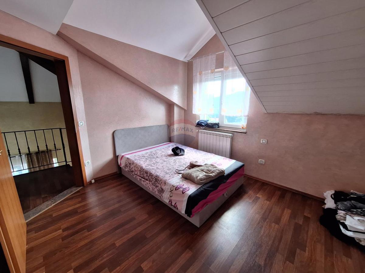 Hiša Kastav, 300m2