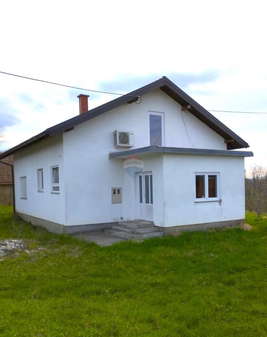 Hiša Krivaja Vojnićka, Vojnić, 135m2
