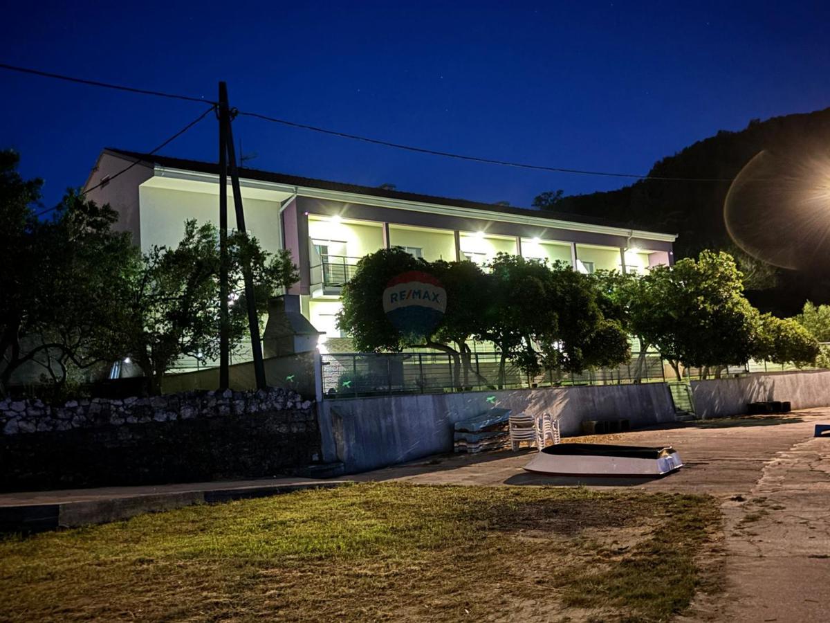 Hiša Supetarska Draga, Rab, 420m2