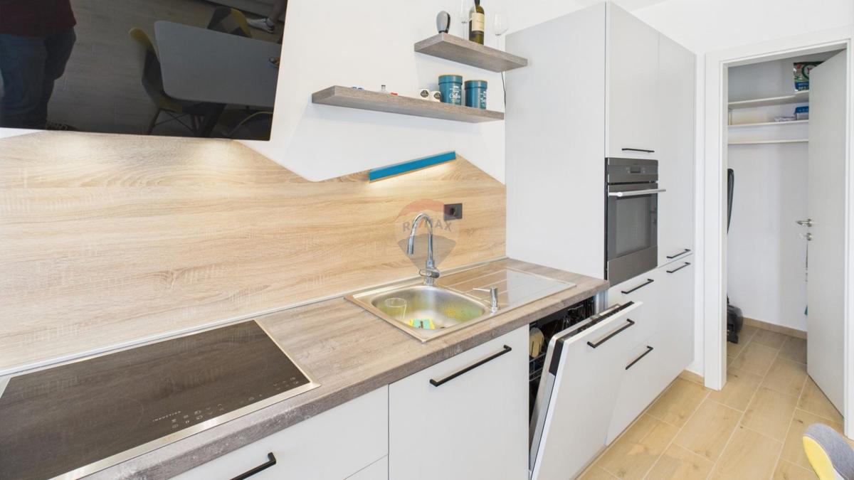 Stanovanje/Apartma Štinjan, Pula, 61,95m2