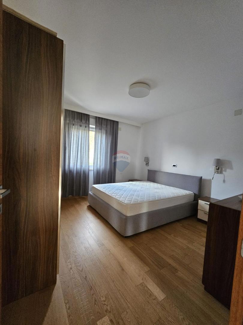 Hiša okolica Pule, Pula, 250m2