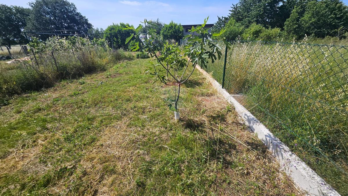 Stavbno zemljišče Umag, 500m2