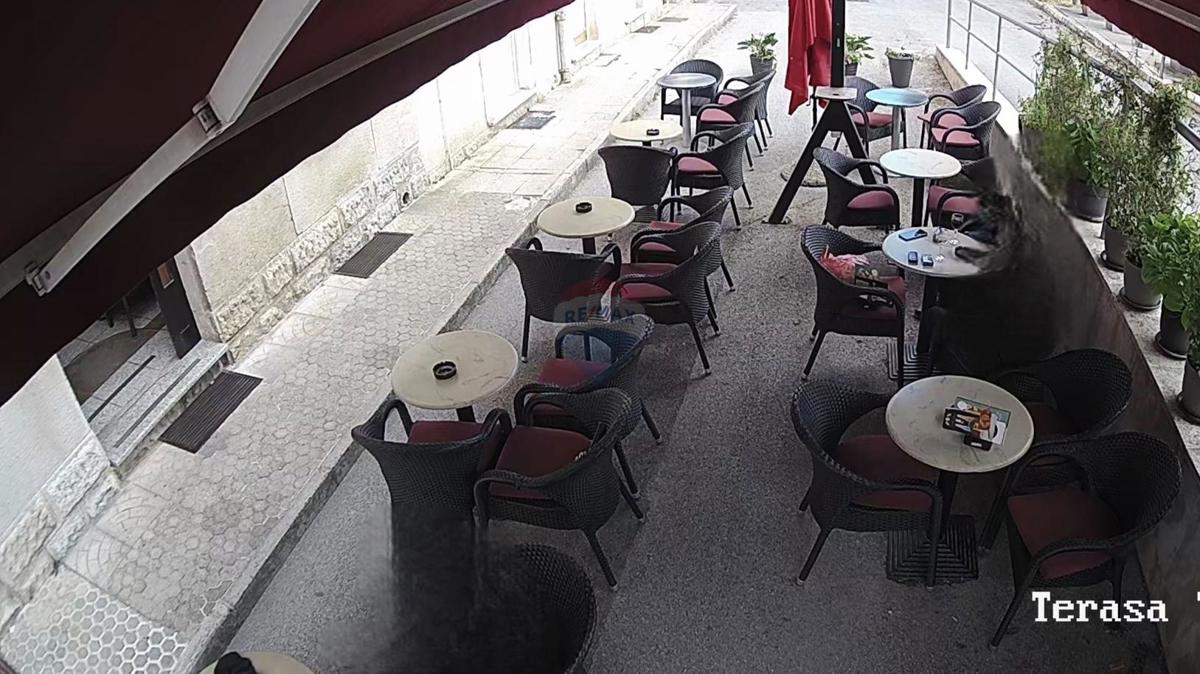 Poslovni prostori Centar, Pula, 41,35m2
