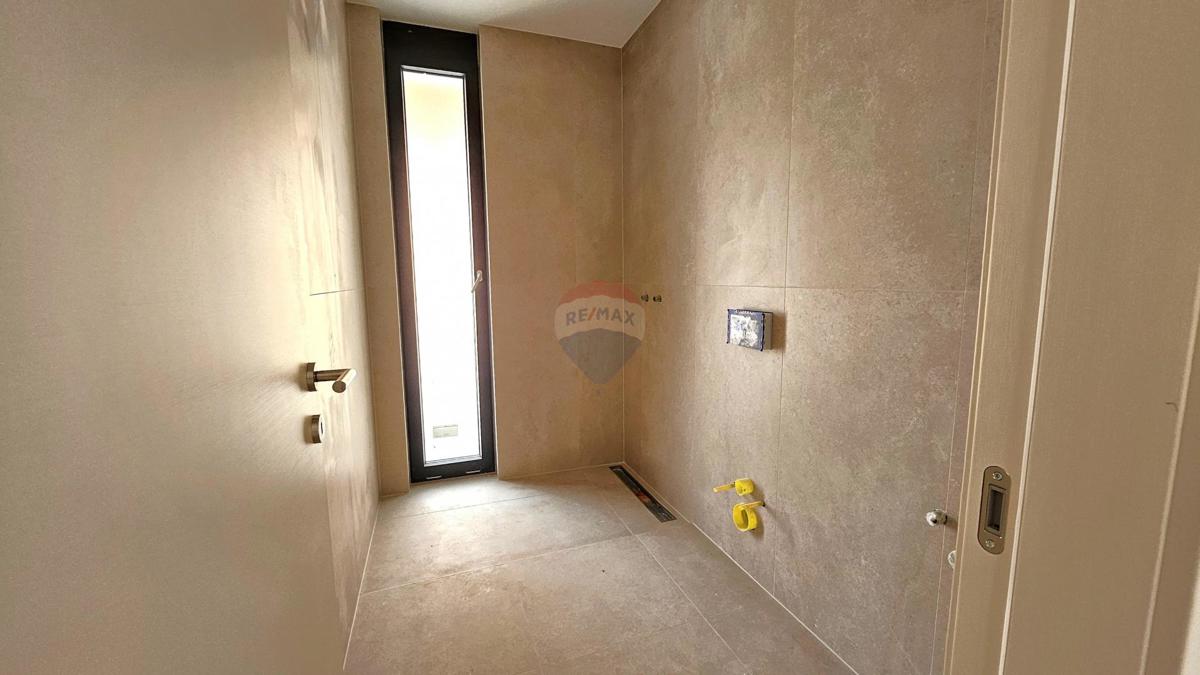 Stanovanje/Apartma Umag, 122,88m2