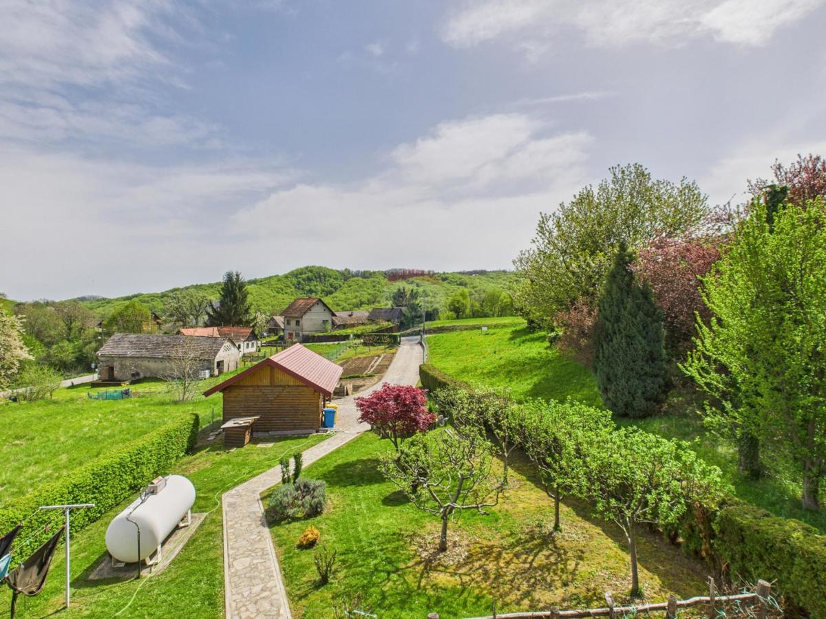 Hiša Cerje Samoborsko, Samobor - Okolica, 200m2