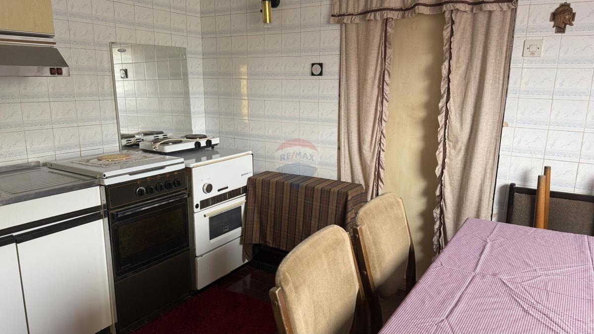 Hiša Novi Dvori Klanječki, Klanjec, 66,17m2