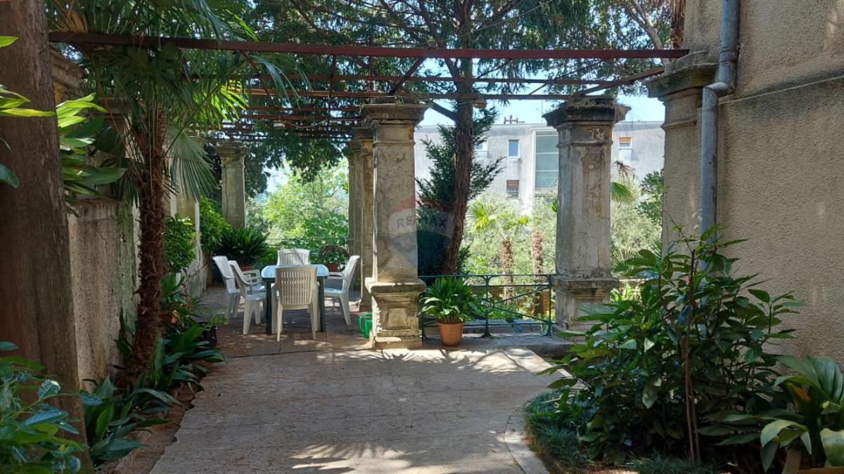 Stanovanje/Apartma Bulevard, Rijeka, 104m2