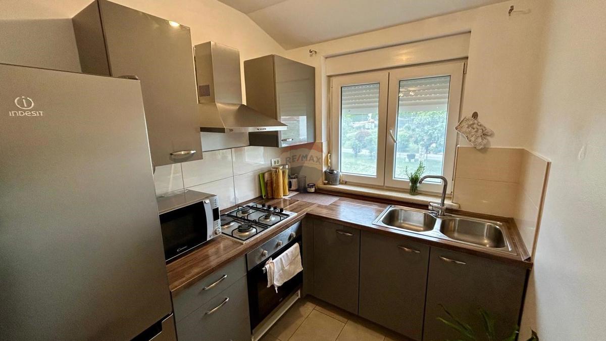 Stanovanje/Apartma Novigrad, 65m2