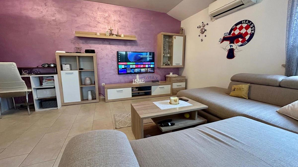 Stanovanje/Apartma Novigrad, 65m2