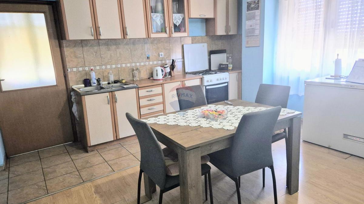 Stanovanje/Apartma Caprag/Željezara, Sisak, 67,77m2