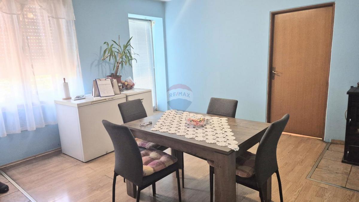 Stanovanje/Apartma Caprag/Željezara, Sisak, 67,77m2