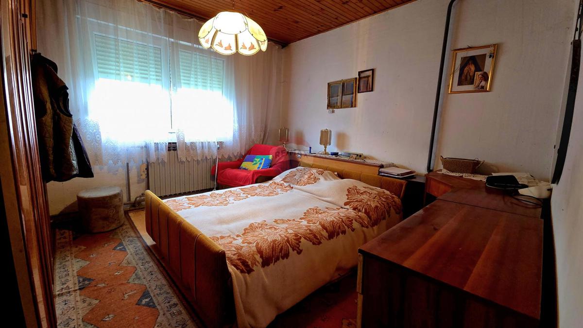 Hiša Prigorje Brdovečko, Brdovec, 2.211m2