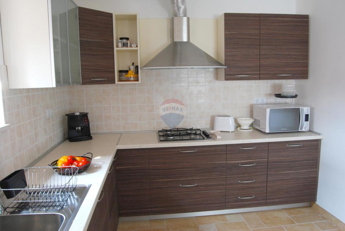Hiša Nova Veruda, Pula, 200m2