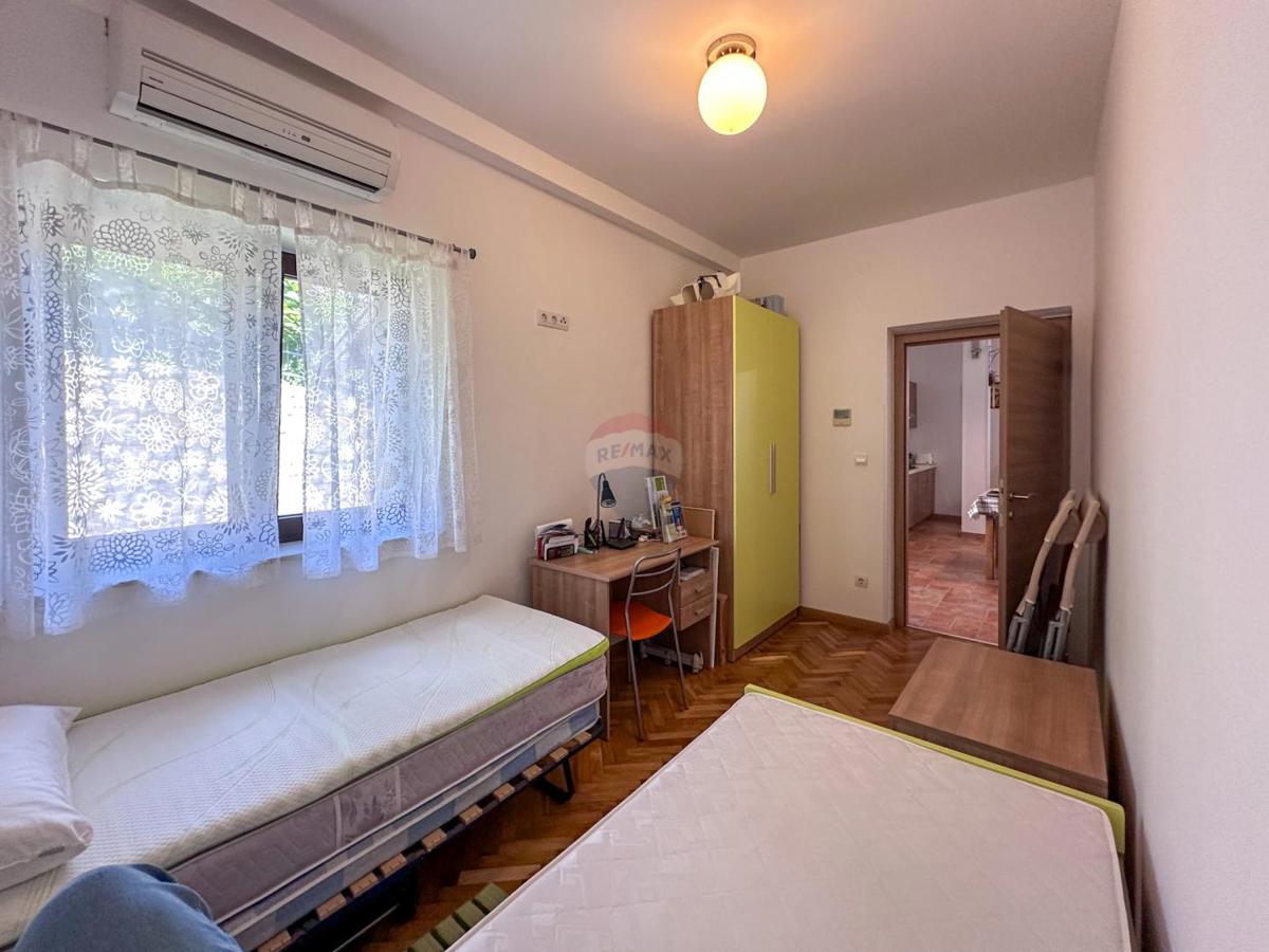 Hiša Nova Veruda, Pula, 200m2
