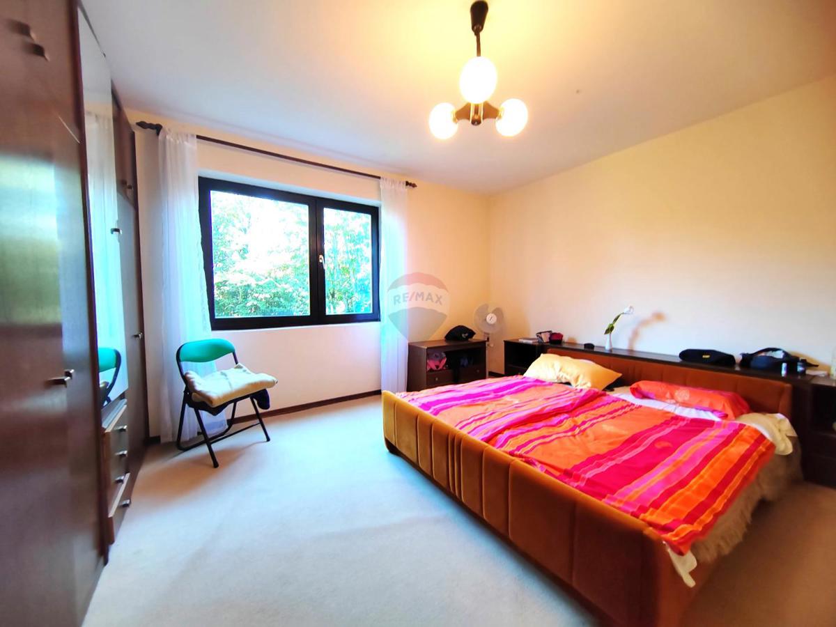 Hiša Malinska, Malinska-Dubašnica, 398m2