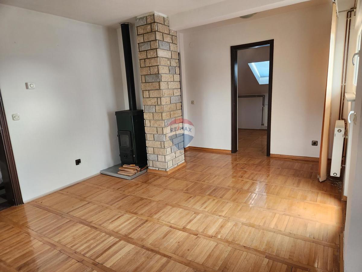 Stanovanje/Apartma Gornje Rakarje, Velika Gorica, 90m2