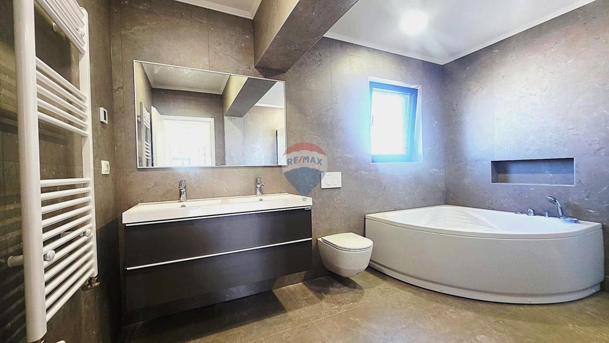 Stanovanje/Apartma Finida, Umag, 108,69m2