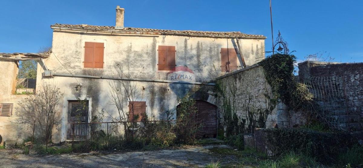 Hiša Sveti Lovreč, 250m2